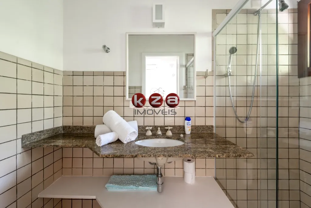 Imagem Mansão de Luxo em Condomínio Exclusivo em Maresias - 5 quartos, 5 suítes, 3 salas, 6 banheiros, 5 vagas, 507m². Venha conferir!
