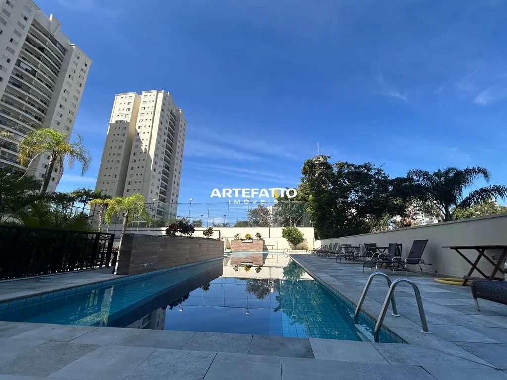Foto do imóvel Apartamento com sala ampliada, depósito na garagem, duas suítes e lazer completo