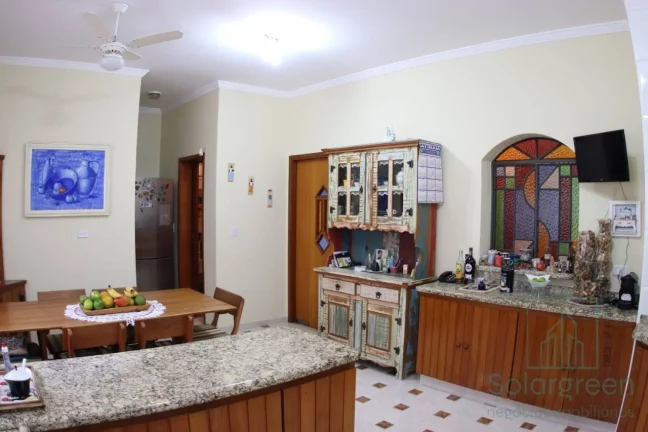 Imagem Casa na Vila Petrópolis com 03 dormitórios suítes à venda