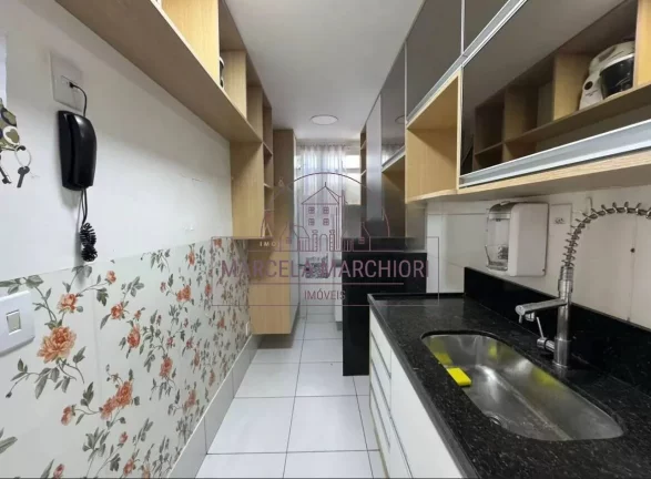 Imagem Apartamento com 3/4 armários planejados e vista para o mar