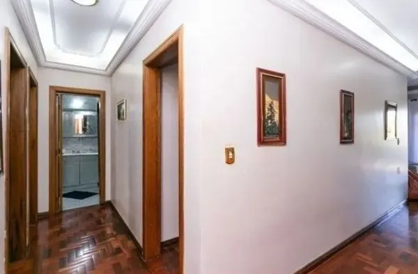 Imagem Casa / sobrado no bairro Jardim Itu de 3 dormitórios e pátio com piscina
