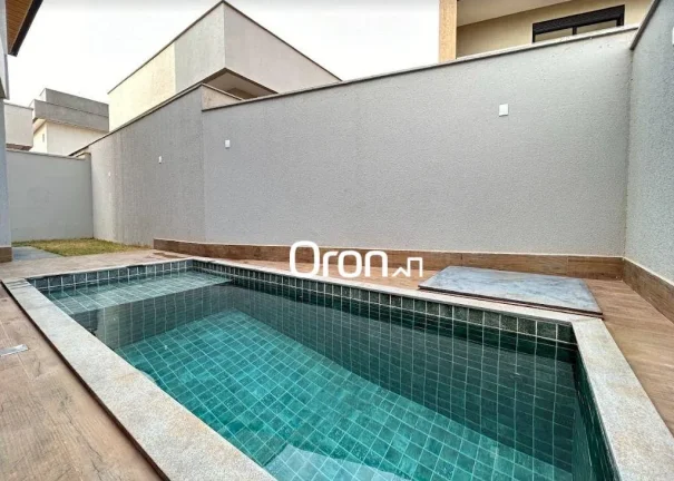 Imagem Casa com 3 dormitórios à venda, 165 m² por R$ 1.450.000,00 - Jardins Bolonha - Senador Canedo/GO
