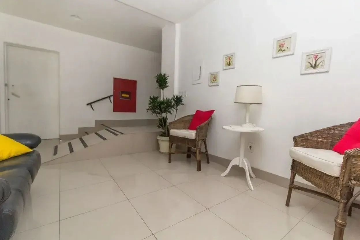Imagem Vende-se cobertura com 1 quarto, 105m² e 1 vaga - Mont Serrat