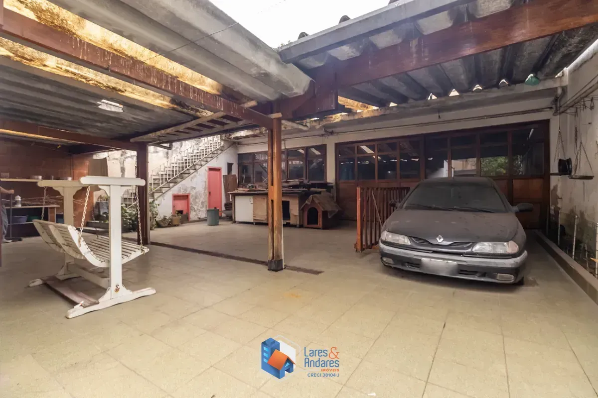 Imagem Sobrado para venda em Conjunto Residencial Jardim Canaã com 4 quartos, sendo 1 suíte, 382m²