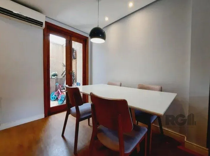 Imagem Casa Condominio para Venda - 137m², 3 dormitórios, sendo 1 suites, 3 vagas - Tristeza