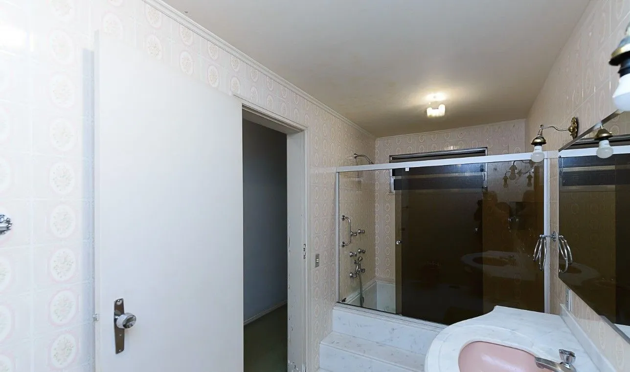 Imagem Vende-se apartamento com 3 quartos( 1 suíte), 169m² e 1 vaga - Independência
