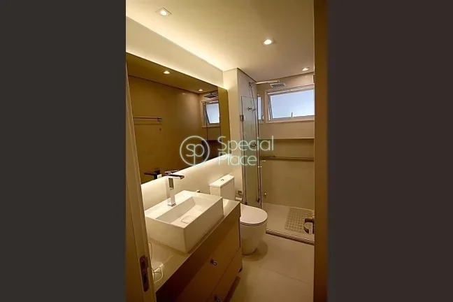 Imagem Excelente apartamento garden no Panamby - Área: 238m² - Living com pé direito duplo, varanda com ...