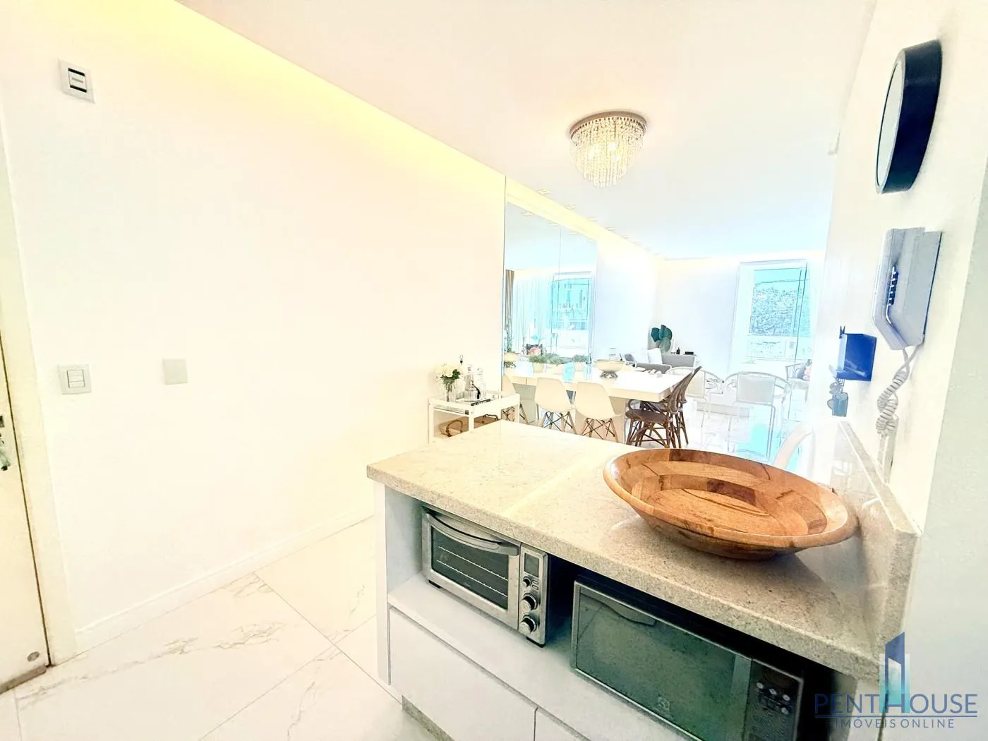 Imagem Apartamento com Terraço para Venda em Camboriú, São Francisco de Assis, 3 dormitórios, 3 suítes, 4 banheiros, 1 vaga