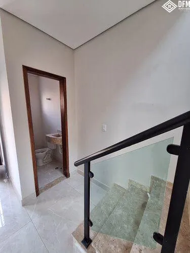 Imagem Sobrado com 2 Dormitorio(s) localizado(a) no bairro Vila Brasileira em Mogi das Cruzes / Mato Grosso do Sul Ref.:183