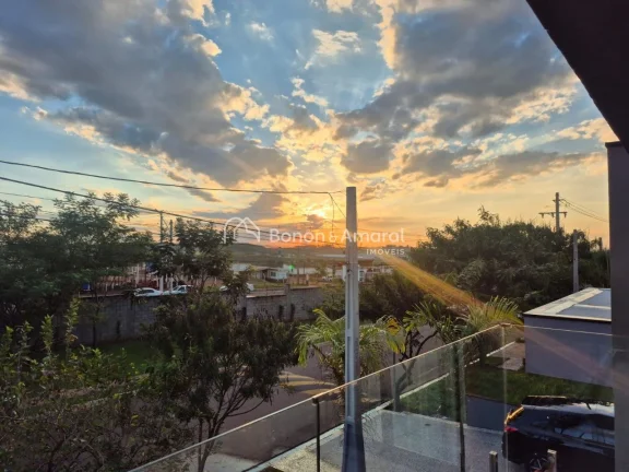 Imagem Encantador Sobrado à Venda em Condomínio em Paulínia! 

Sobrado encantador no condomínio mais pr...