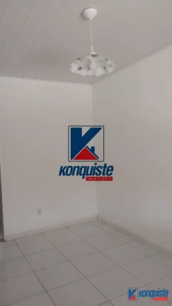 Imagem VENDO CASA 2/4 EM CONDOMÍNIO