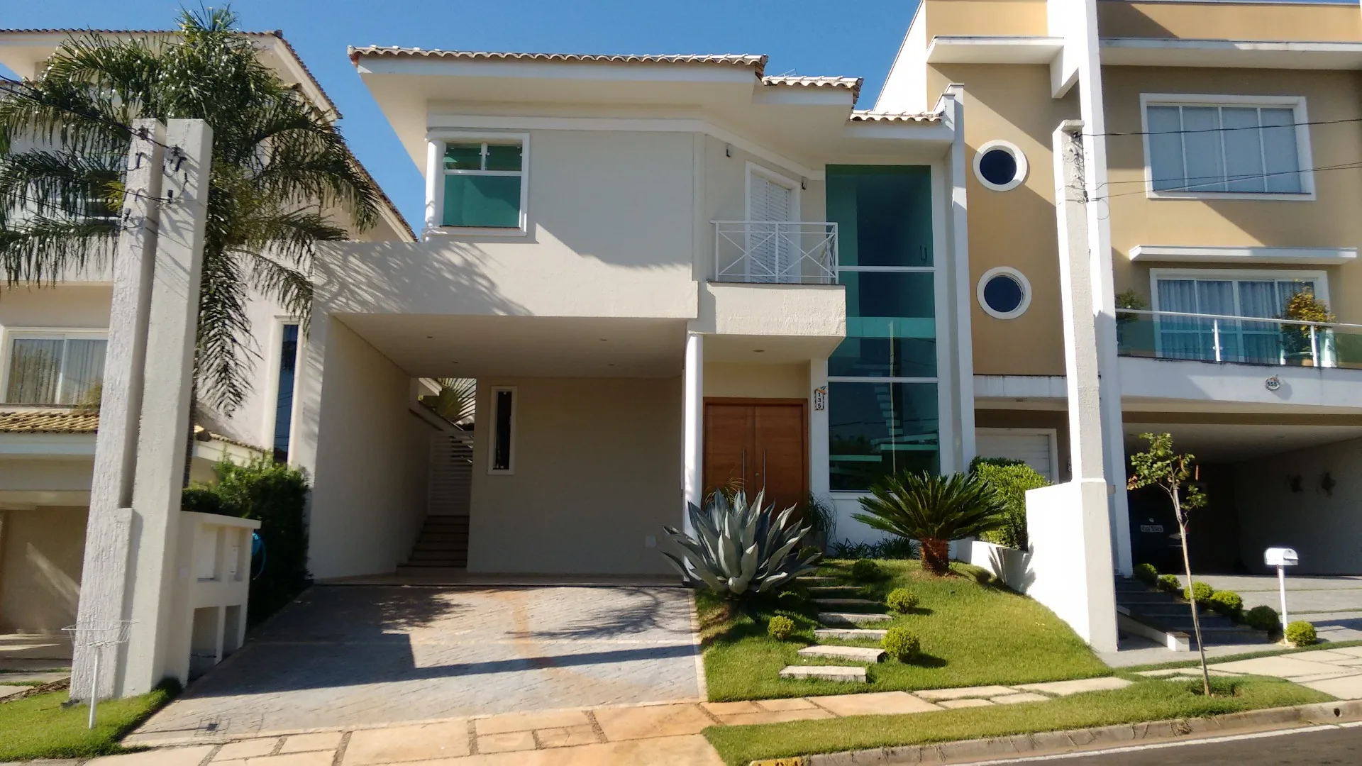 Foto do imóvel Casa de alto padrão à venda ou locação no Villa dos Inglezes, Sorocaba, com 3 suítes, piscina, 265 m² e terreno de 260 m² em PARQUE RESIDENCIAL VILLA DOS INGLEZES, SOROCABA - SP