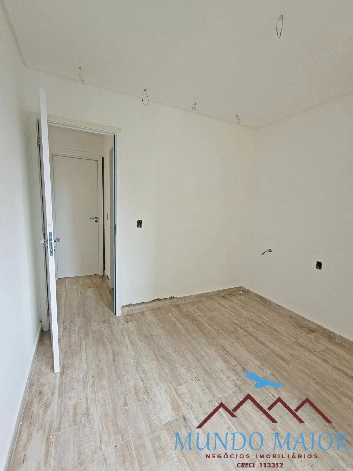 Imagem Oportunidade Nova Petrópolis: Apartamento com Varanda Gourmet por R$ 650K