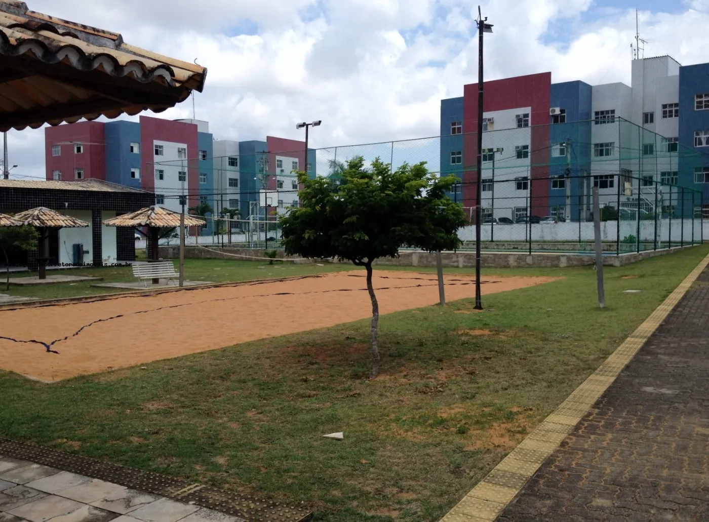 Imagem Apartamento para Venda em Natal, Pitimbu, 2 dormitórios, 1 banheiro, 1 vaga