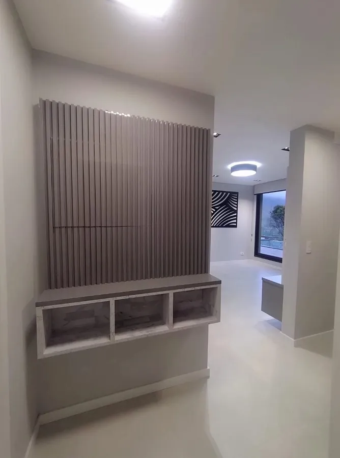Imagem Sobrado em condominio com vista de frente pra a pedra grande