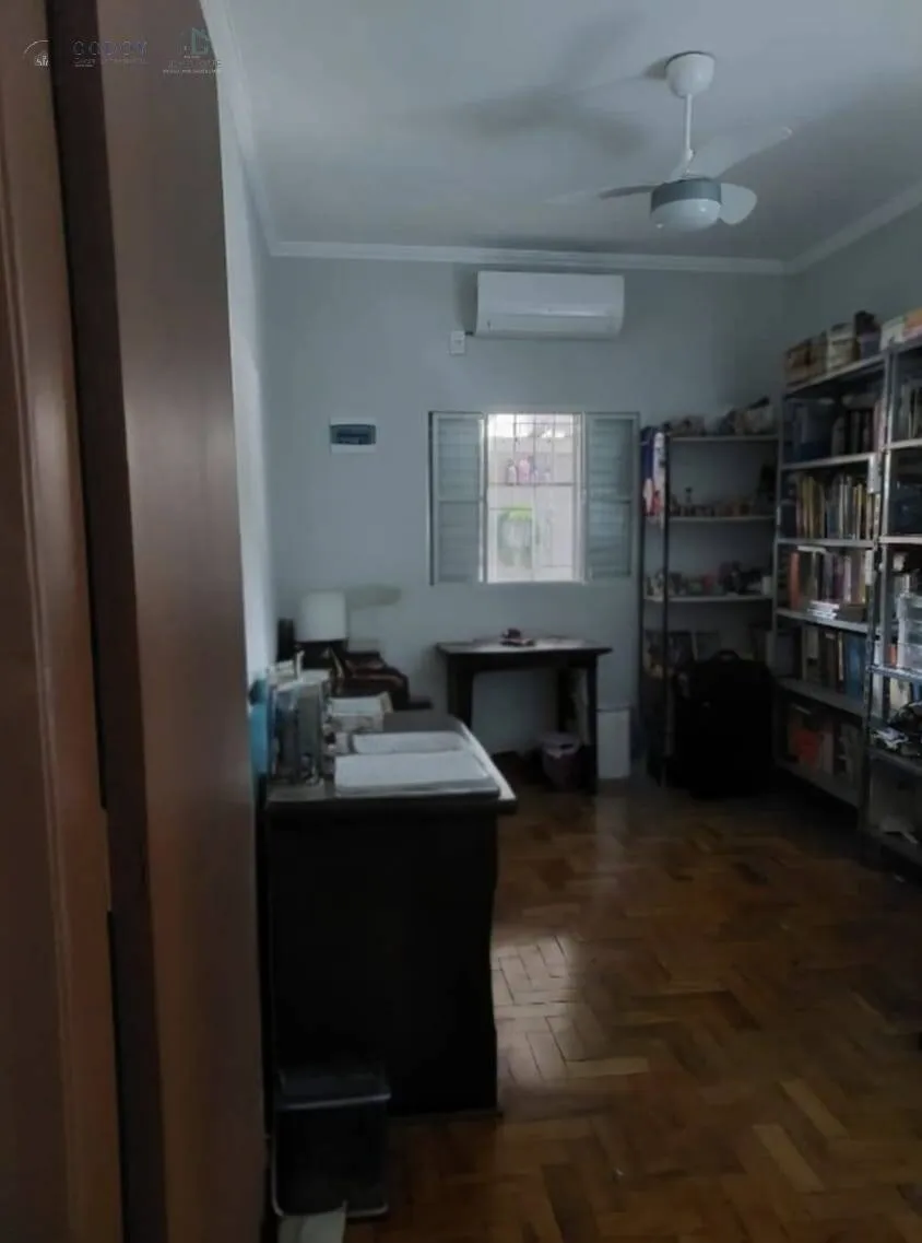 Imagem Casa 3 quartos com excelente localização central - segurança e praticidade.