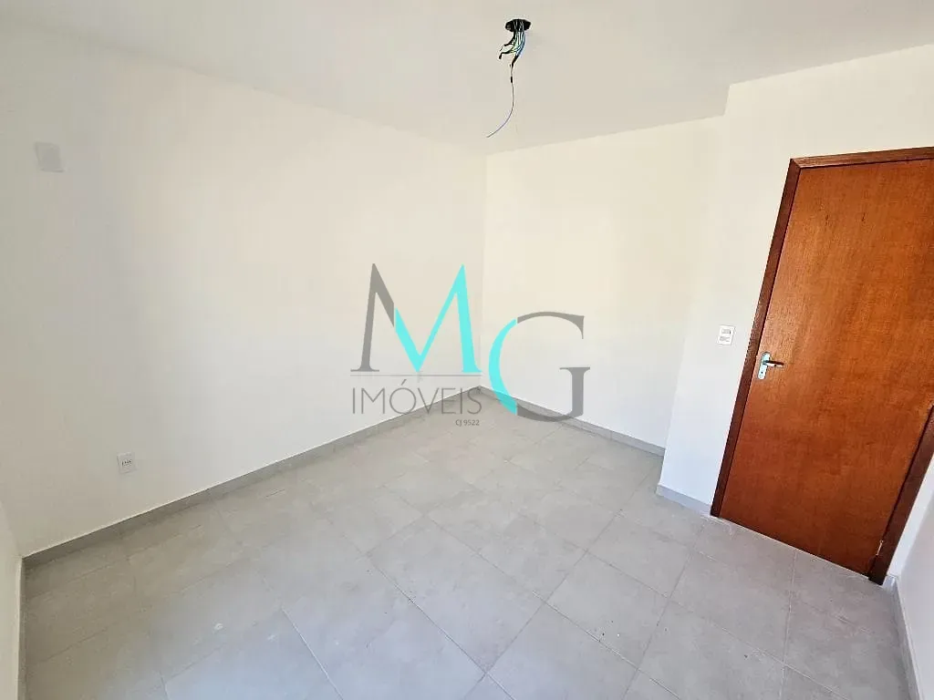 Imagem Casa com 2 dormitórios à venda, 65 m² por R$ 275.000 - Campo Grande - Rio de Janeiro/RJ