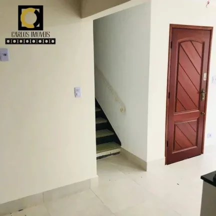 Imagem Casa incrível com 3 dormitórios na Encruzilhada em Santos!!!! OPORTUNIDADE!