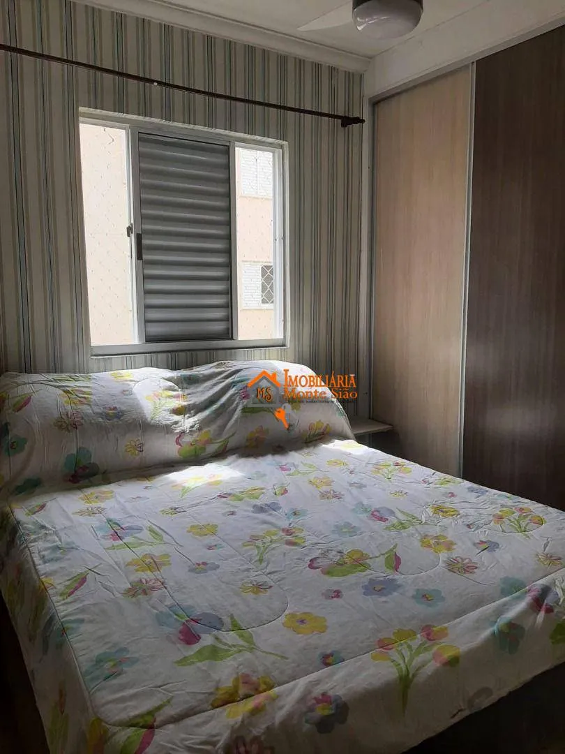 Imagem Apartamento com 3 dormitórios à venda, 56 m² por R$ 315.000,00 - Vila São Carlos - Itaquaquecetuba/SP