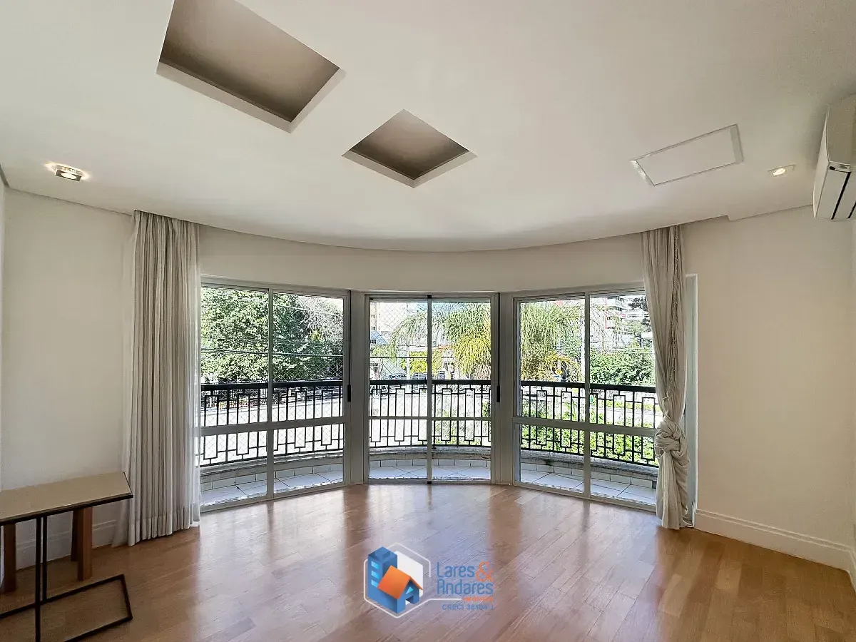 Imagem Casa no condomínio Quadra Real para venda com 3 quartos, sendo 3 suítes, 450m²