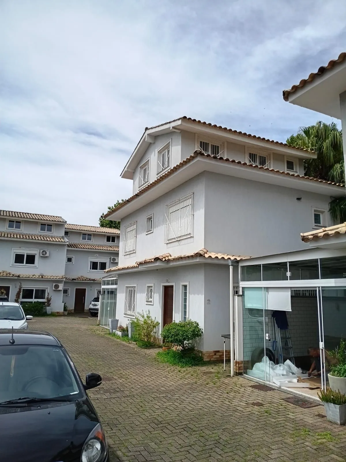 Imagem Casa de condomínio com 3 dormitórios no bairro Ipanema