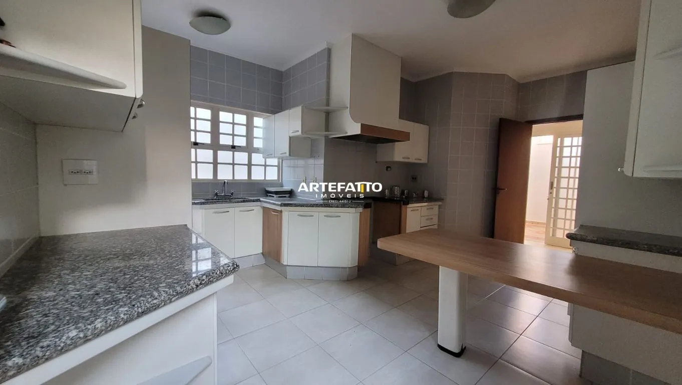 Imagem Casa com 3 dormitórios no bairro Vila Marta