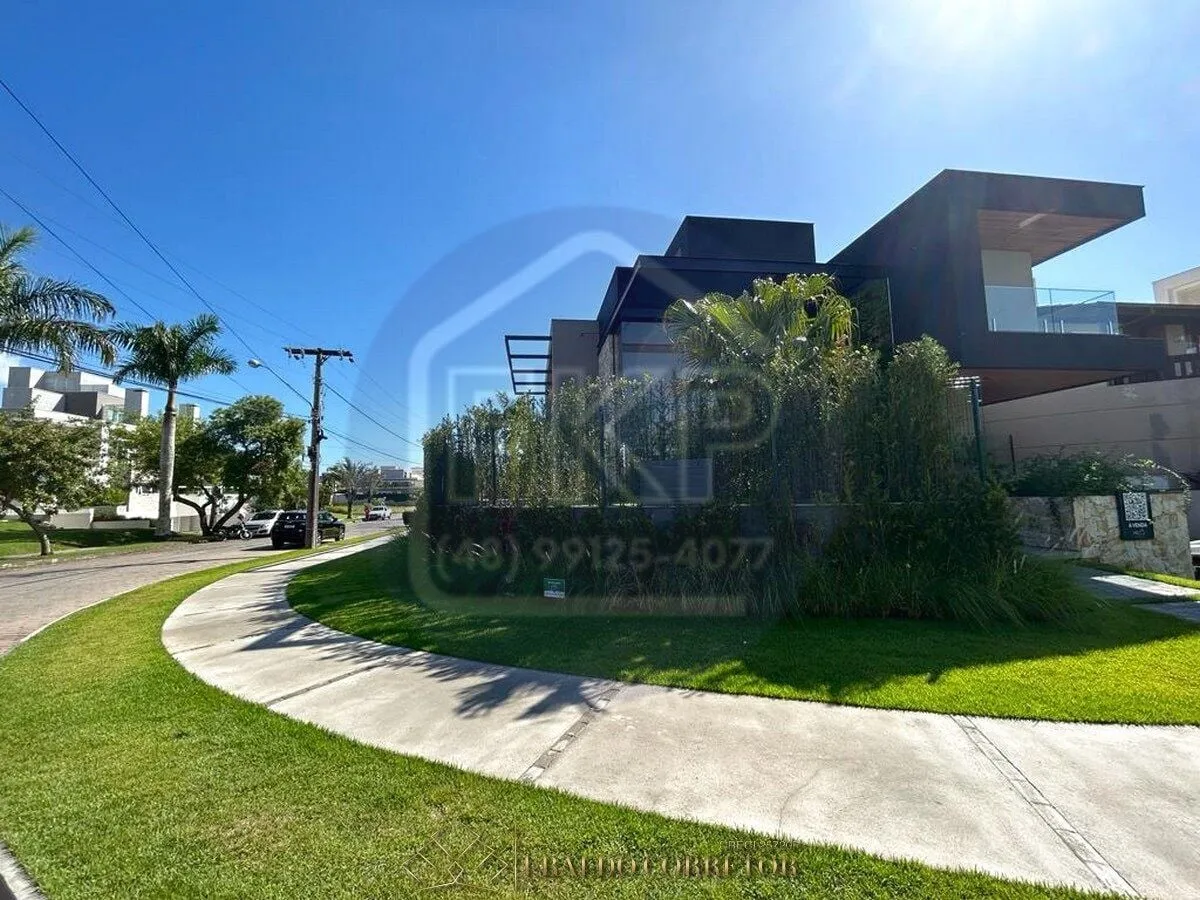 Imagem Casa Alto Padrão 5 Suítes!