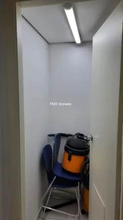 Imagem Excelente oportunidade de locação: Loja comercial de 250m² com 3 banheiros e 15 vagas de garagem no Morumbi, São Paulo-SP!