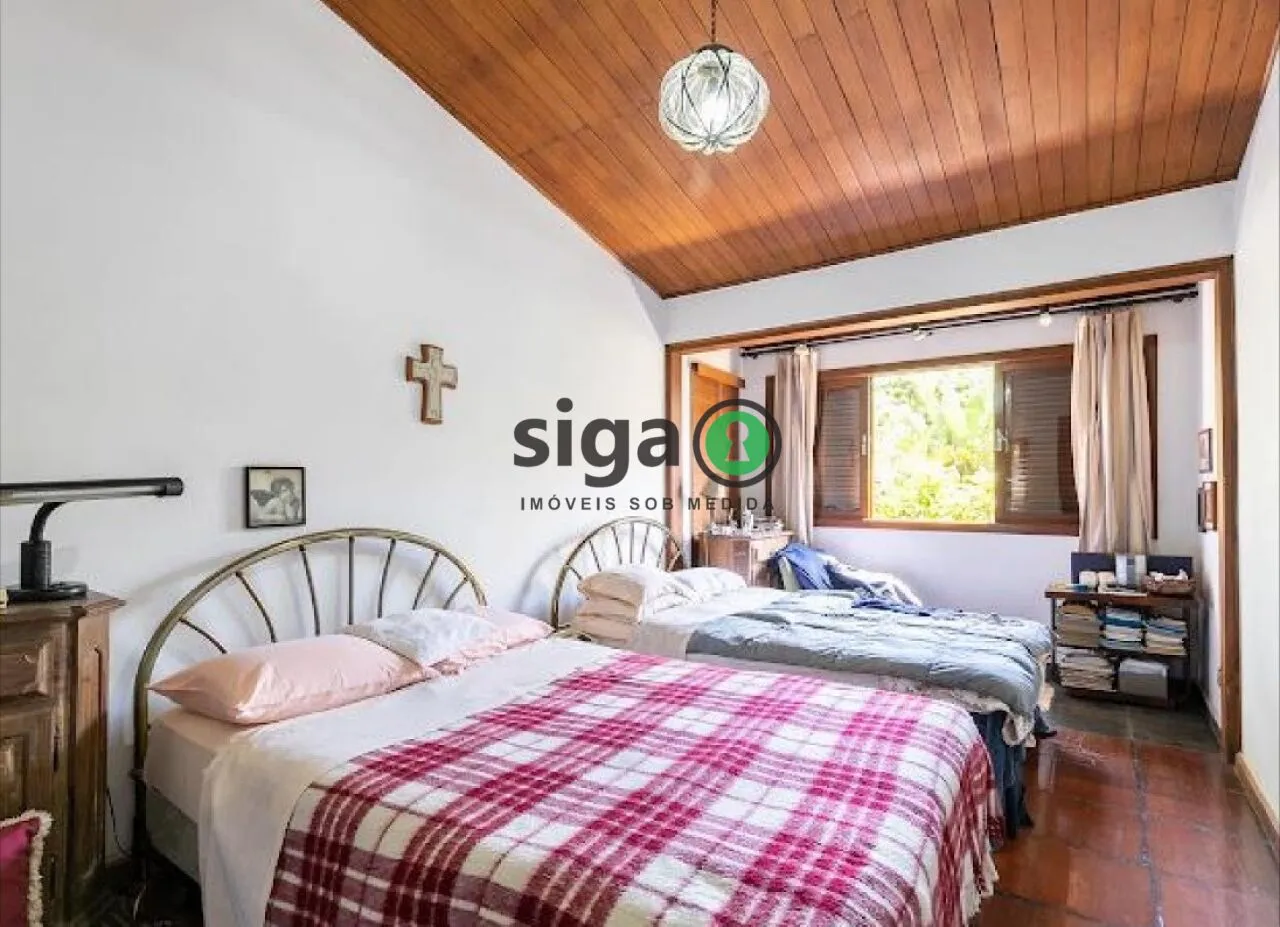 Imagem CASA À VENDA EM RUA FECHADA JARDIM EVEREST - VISTA PARA O JÓQUEI CLUB