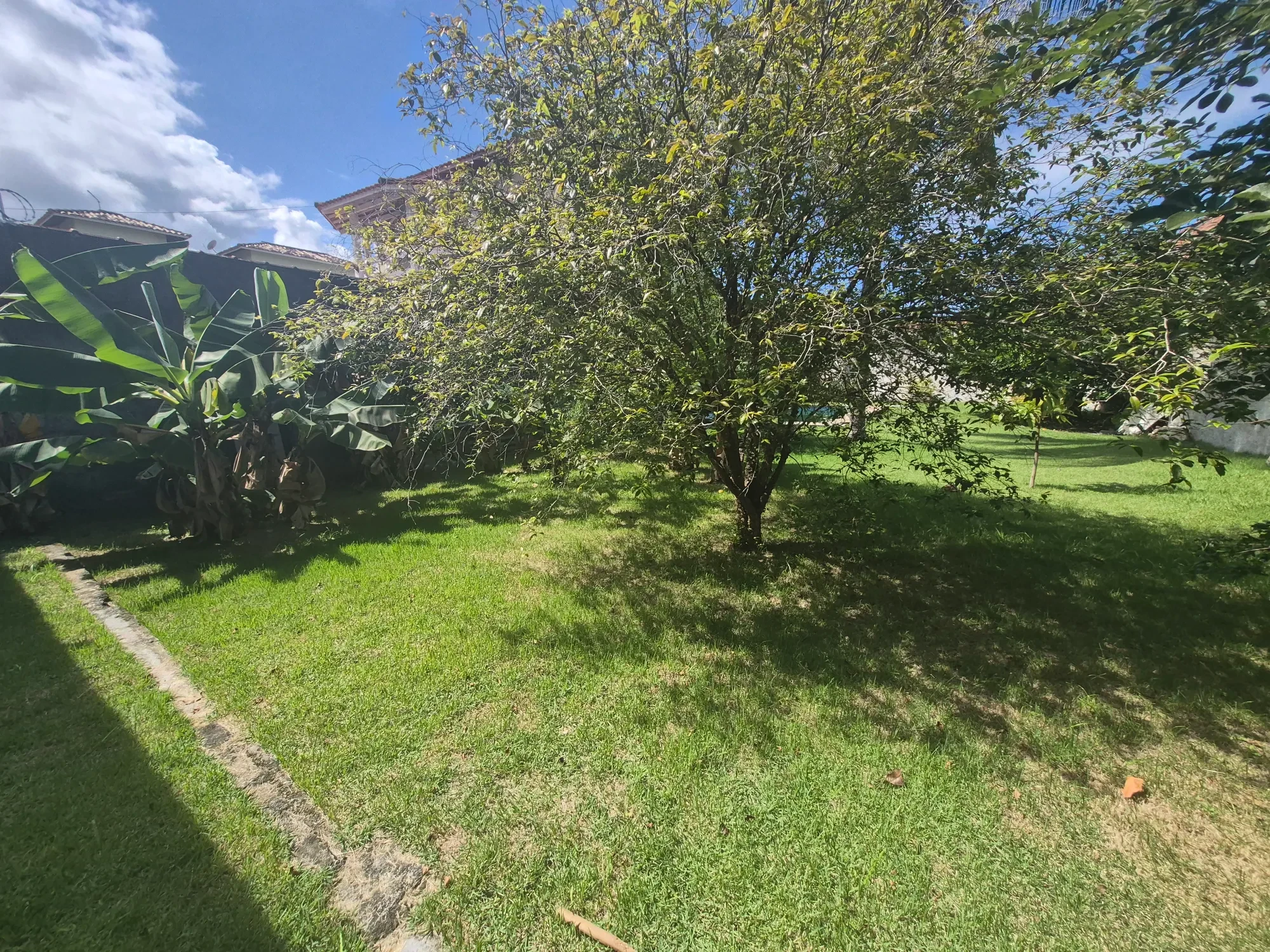Imagem Terreno à Venda, 360 metros em Piratininga - Niterói