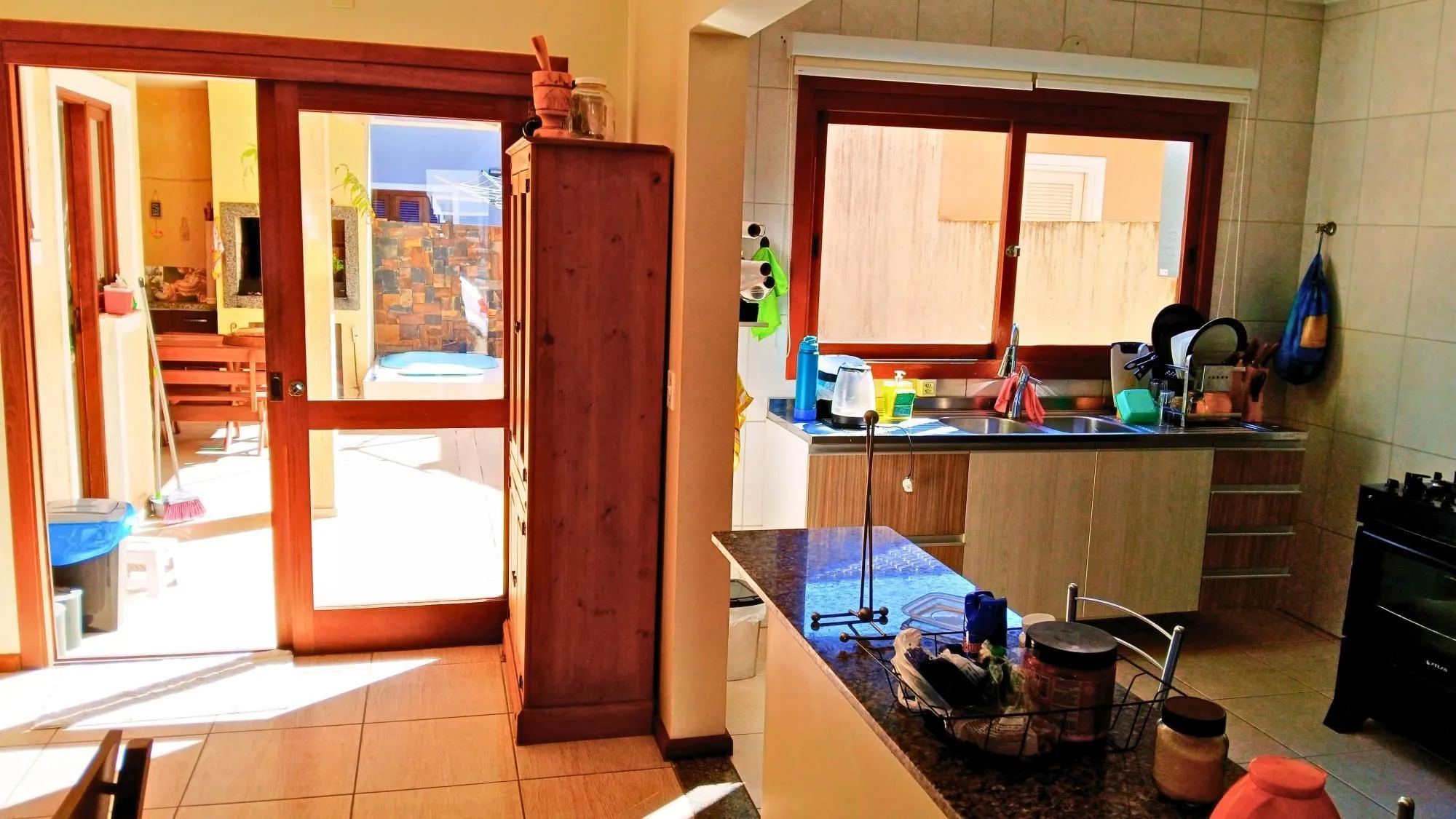 Imagem Casa aconchegante com 3 dormitórios, piscina e lareira