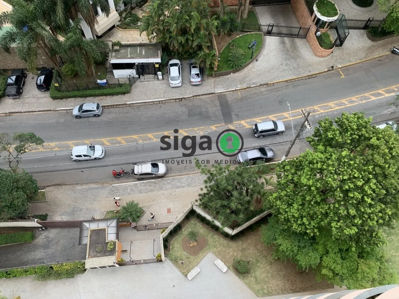 Imagem VENDE na Vila Suzana (Região do Morumbi) Apartamento com 3 quartos e 3 Vagas
