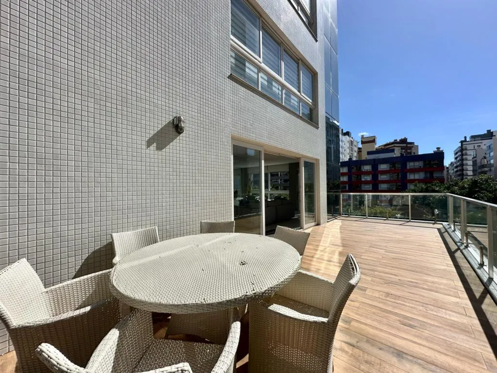 Imagem Apartamento 4 Dormitórios - Bairro Zona Nova
