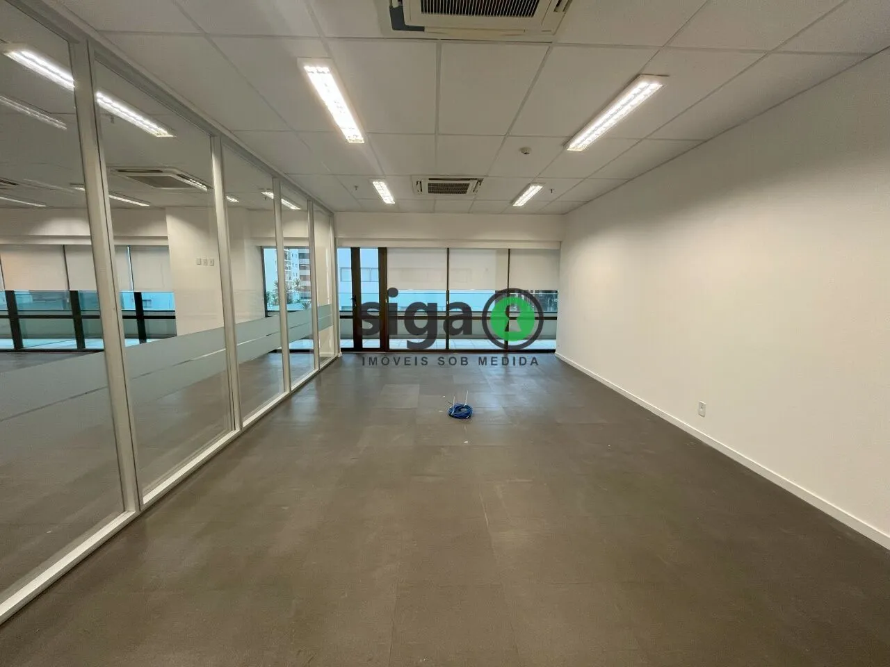 Imagem Loja Corporativa para Locação - Rua Fidêncio Ramos - Vila Olímpia - São Paulo/SP
