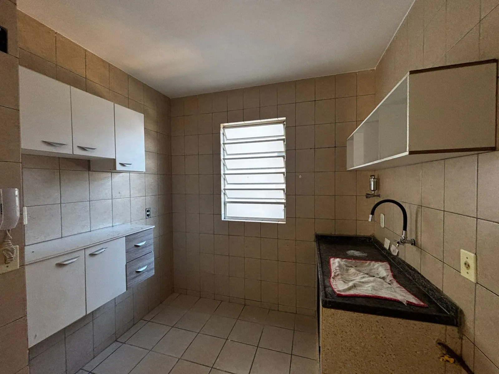 Imagem Apartamento 2 dormitorios Residencial Mariana 1 ao lado do Shopping Iguatemi
