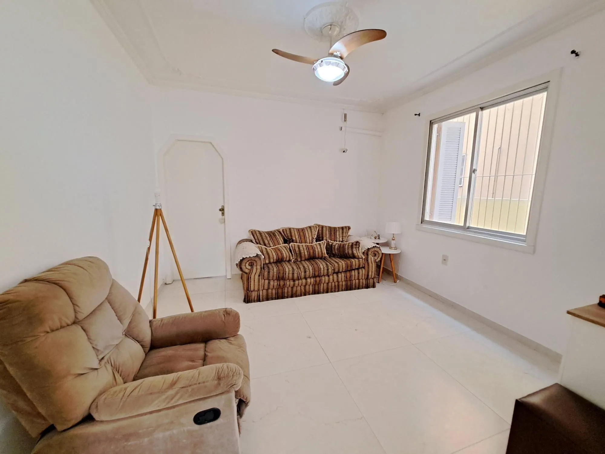 Apartamento térreo na Rua Santana