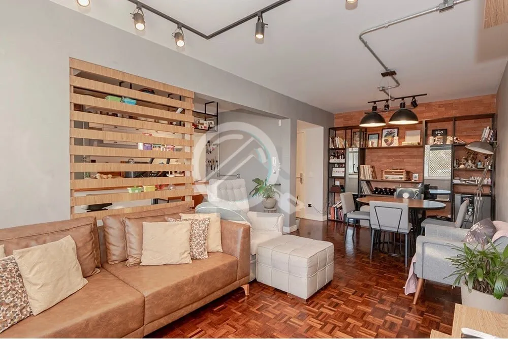 Imagem O apartamento dos seus sonhos à venda em Menino Deus, Porto Alegre! Este maravilhoso imóvel, local...