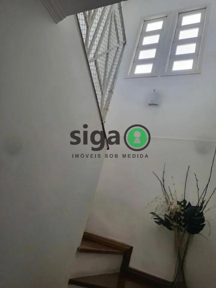 Imagem Sobrado de 179 metros 4 dormitórios (sendo 2 suítes) 3 vagas a venda no Jardim Londrina