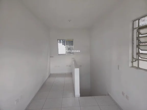 Imagem Galpão com 1200m2 na Vila Maria.