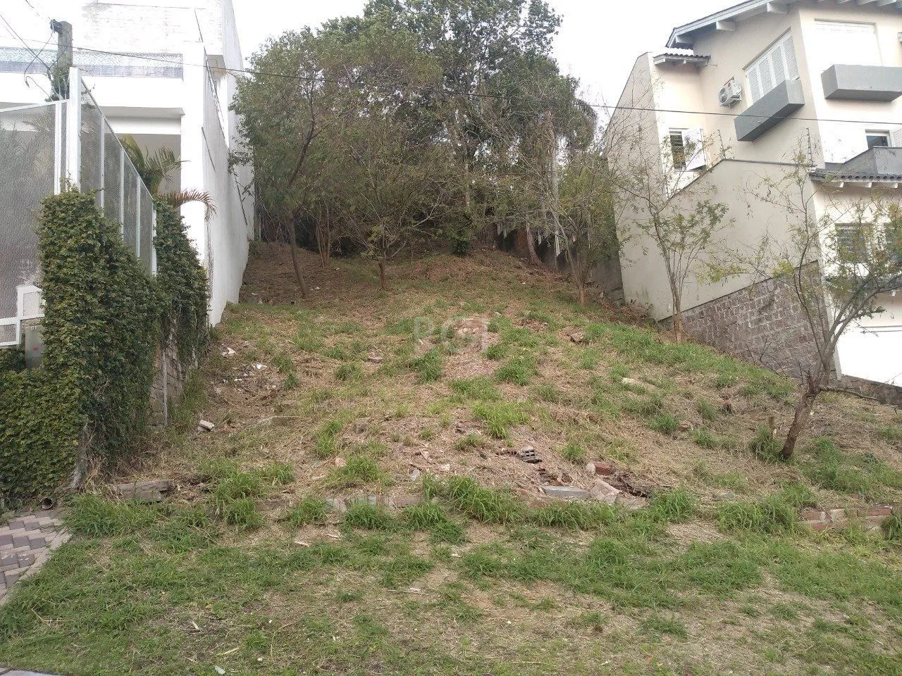 Imagem Terreno em Condominio para Venda - 468m², 0 dormitórios, Nonoai, Porto Alegre