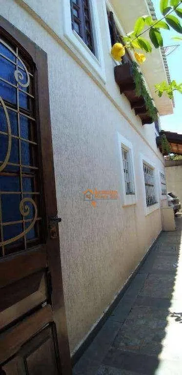 Imagem Sobrado com 3 dormitórios à venda, 155 m² por R$ 720.000,00 - Parque Continental - Guarulhos/SP
