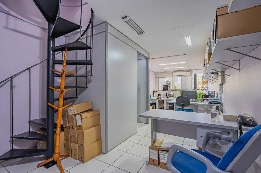 Imagem Excelente cobertura comercial de 79m² com 2 banheiros.