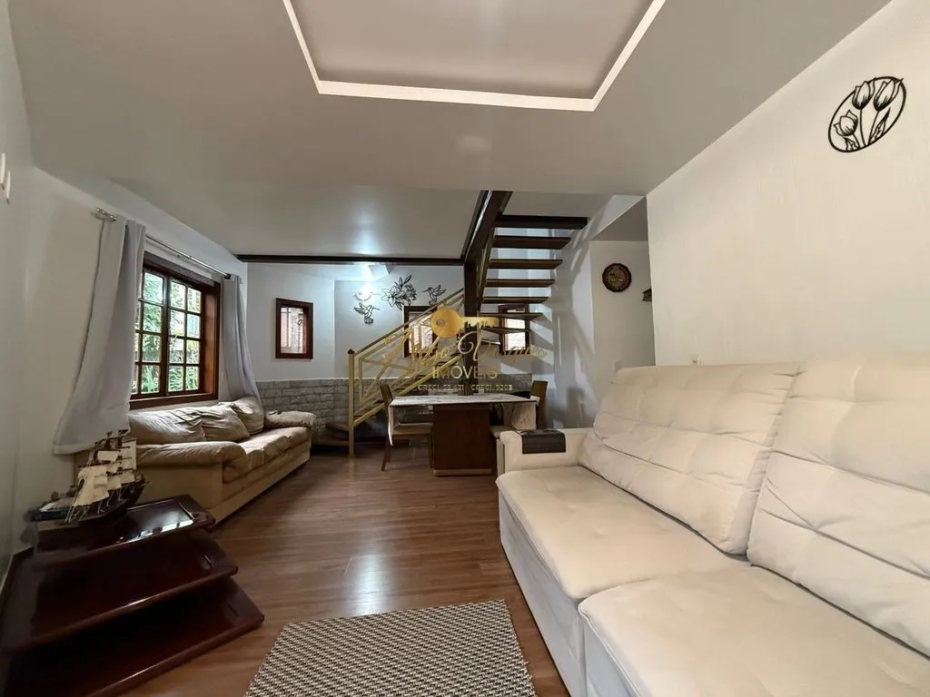 Imagem Casa em Condomínio para Venda em Teresópolis / RJ no bairro Albuquerque