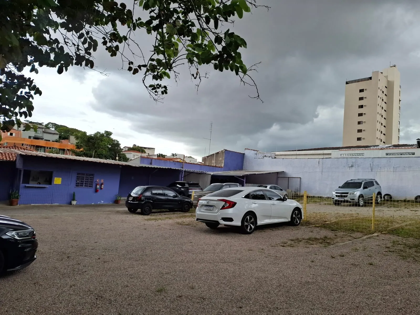 Imagem Terreno de esquino no Bairro Villa Trujillo Sorocaba