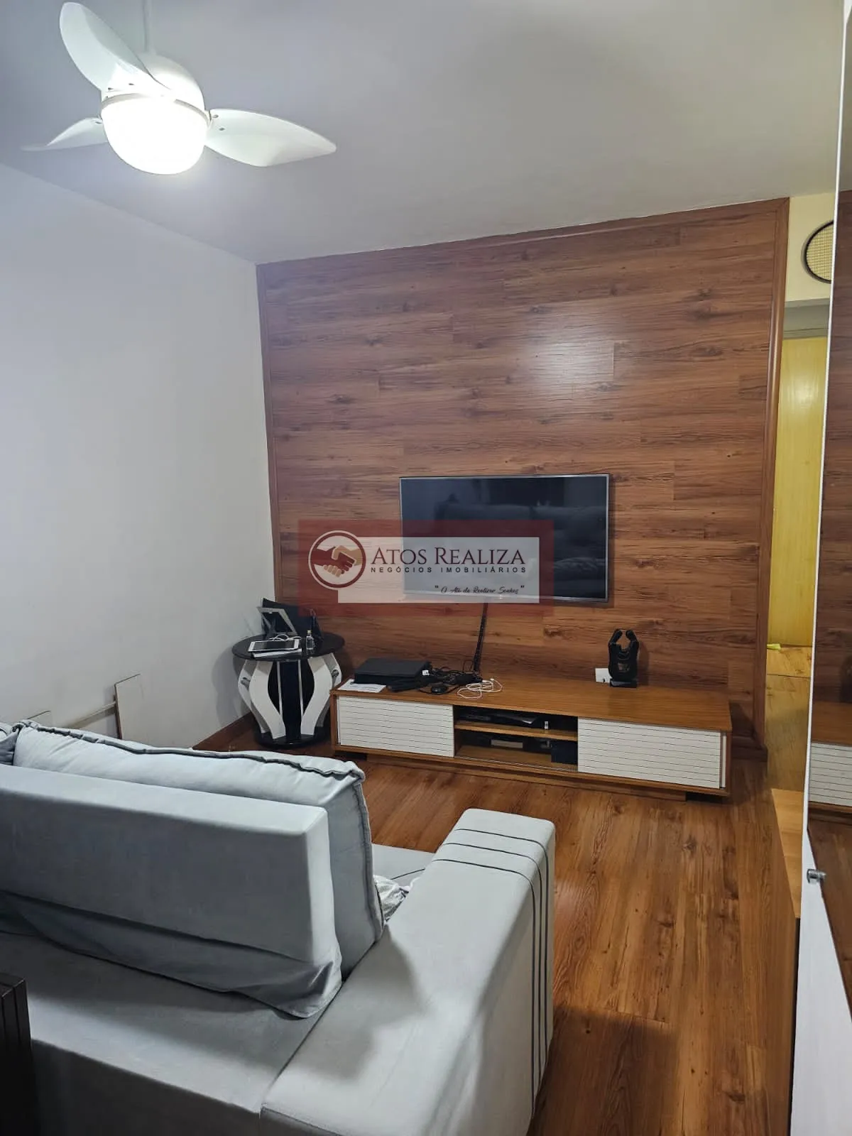 Imagem Vendo oportunidade no Condomínio Res Sul Jordanopolis - Sao Paulo, Apratamnrto com 2 Dormitórios, 1 vaga de garagem coberta, sacada, Piscina, Qaudra, Academia, Salão de Festas, portaria 24h. R$ 290K Oportunidade.