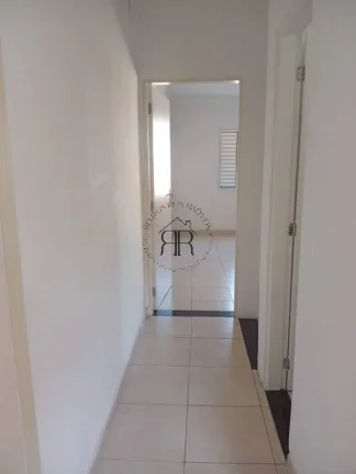 Imagem Casa à venda com 80m², 2 quartos e 1 vaga
Explore esta encantadora casa localizada no acolhedor ba...