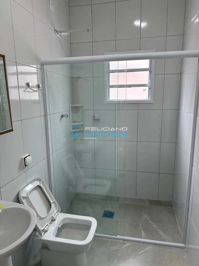 Imagem Casa com 2 quartos, Balneário Maracanã, Praia Grande - R$ 550 mil, Cod: 7152