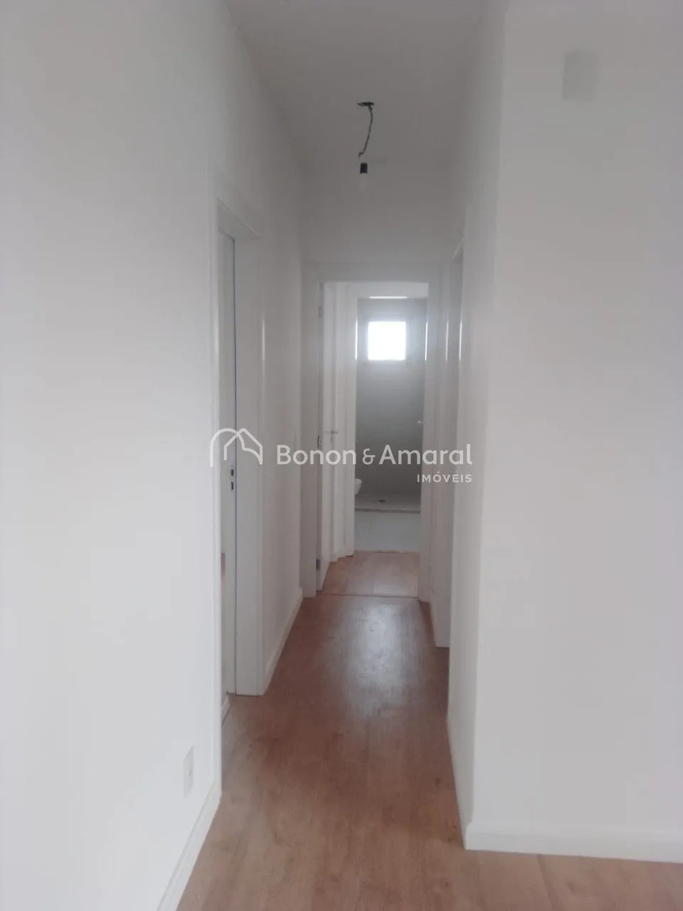 Imagem Duplex Amplo com 1 Suíte e 3 Vagas - 192 m²