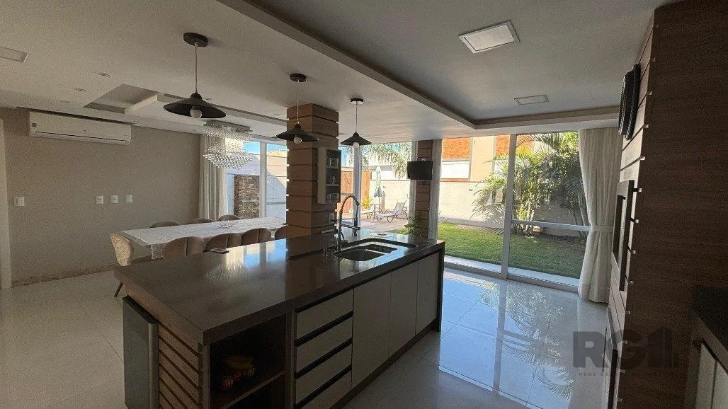 Imagem Casa de Condomínio em Hípica