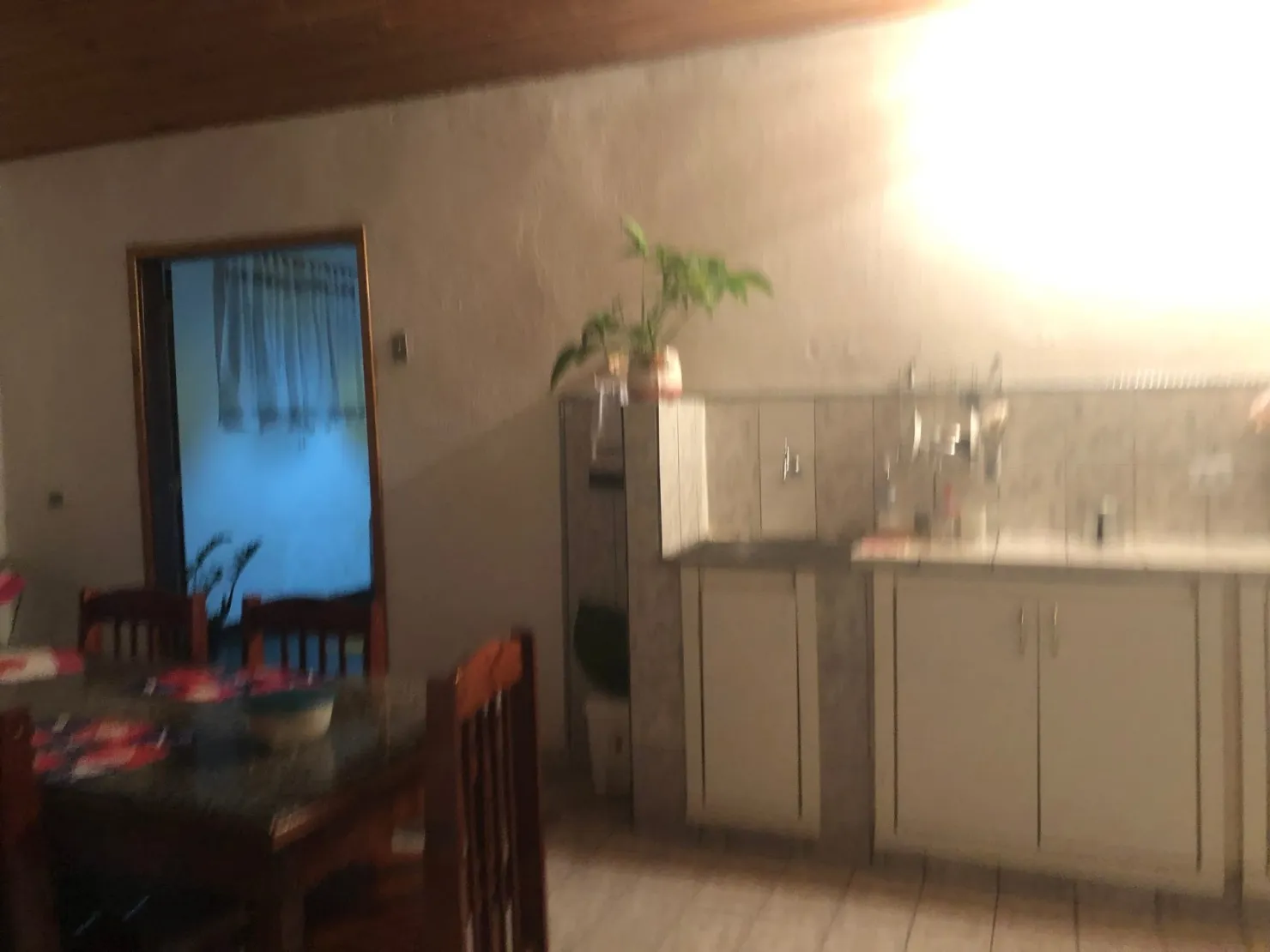 Imagem Casa à venda 2 Quartos, 4 Vagas, 250M², Jardim Eloyna, Pindamonhangaba - SP